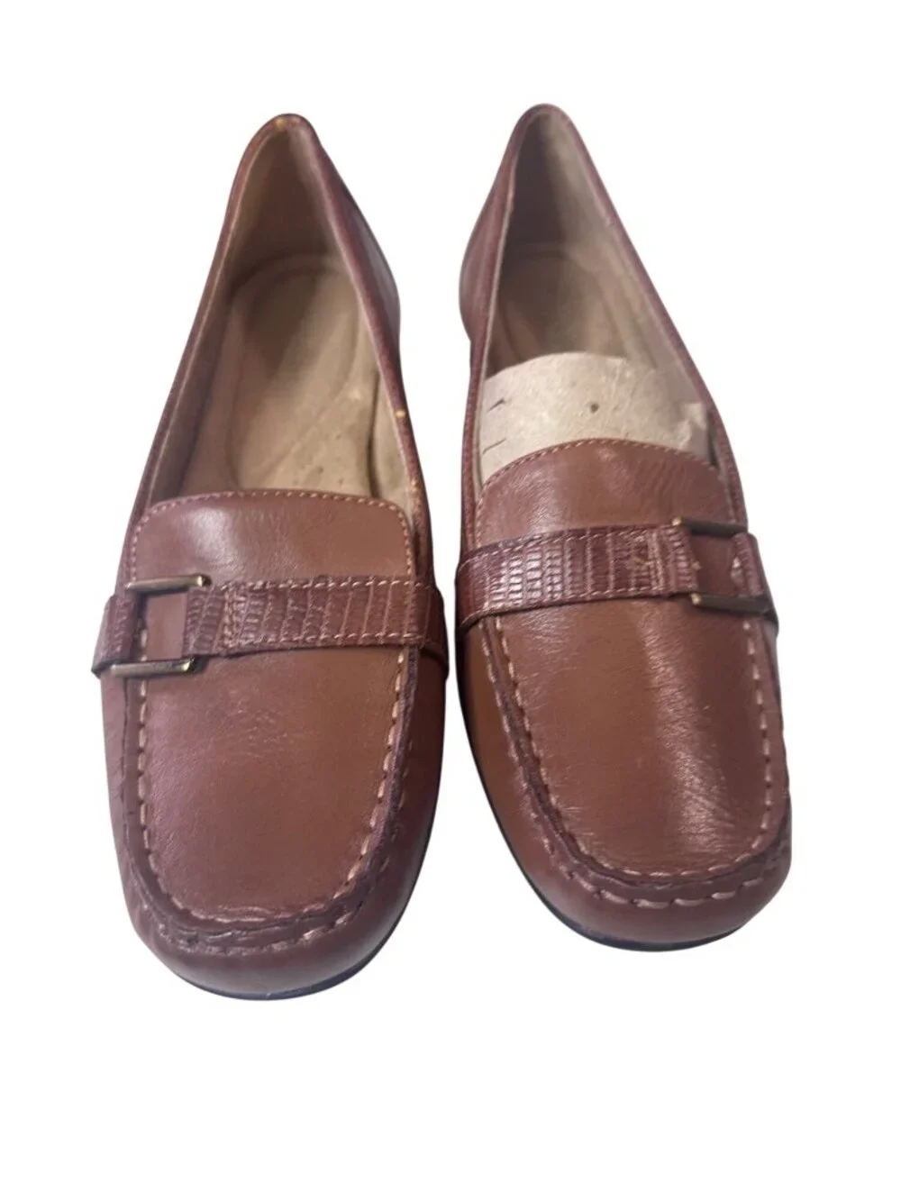 Naturalizer brown leather loafers size 9W